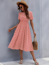 Load image into Gallery viewer, Printed Round Neck Short Sleeve Midi Dress