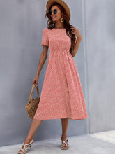 Load image into Gallery viewer, Printed Round Neck Short Sleeve Midi Dress