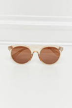 Load image into Gallery viewer, Round Full Rim Polycarbonate Frame Sunglasses