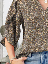 Load image into Gallery viewer, Printed Notched Half Sleeve Blouse
