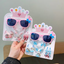 Load image into Gallery viewer, Cartoon Style Sunglass Set For Girls
