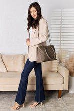 Load image into Gallery viewer, David Jones Structured Leather Handbag
