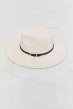 Load image into Gallery viewer, Fame Keep It Classy Fedora Hat
