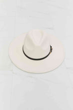 Load image into Gallery viewer, Fame Keep It Classy Fedora Hat
