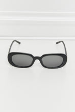 Load image into Gallery viewer, Oval Full Rim Sunglasses
